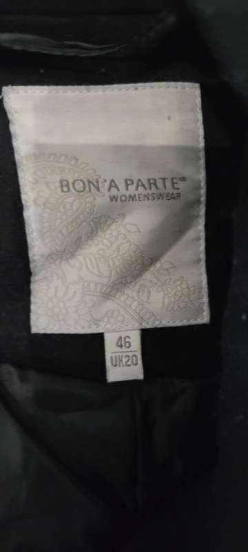 Ladies coat with hoodie (Size 46 / UK20)