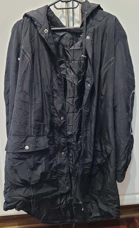 Ladies long jacket (Size 46/48)