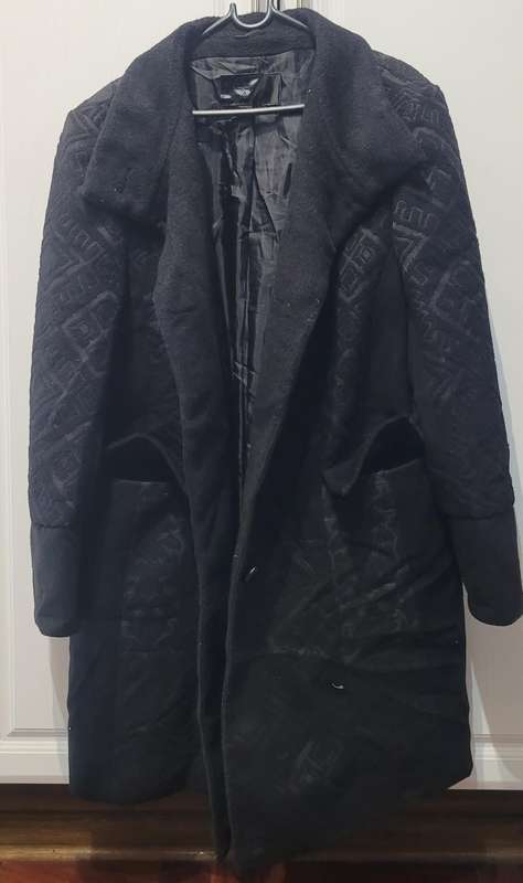 Ladies long coat (Size 46/48)
