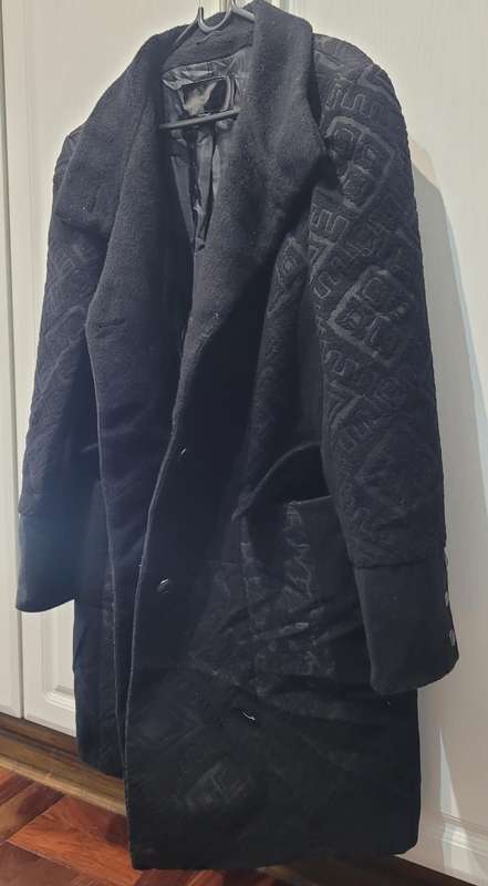 Ladies long coat (Size 46/48)