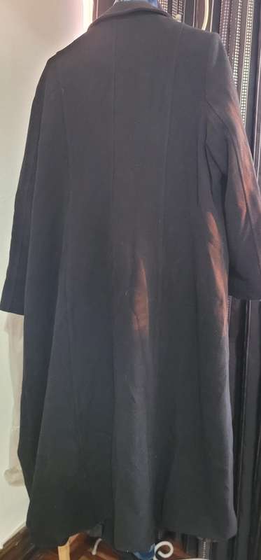 Extra long black coat (Size 60)
