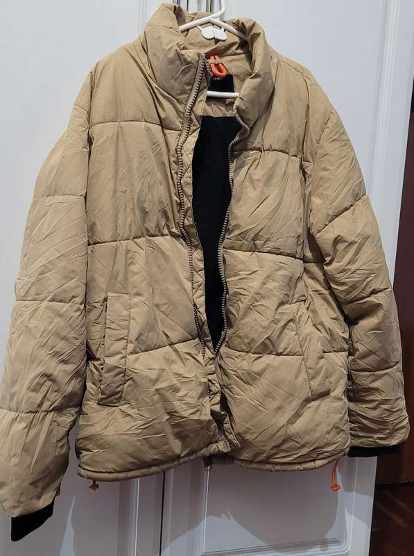 Mens puffer jacket (Size EUR M)