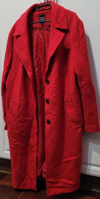 Long red coat (Size 46)