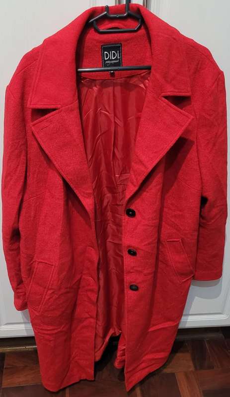 Long red coat (Size 46)