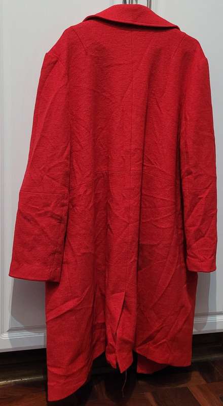 Long red coat (Size 46)
