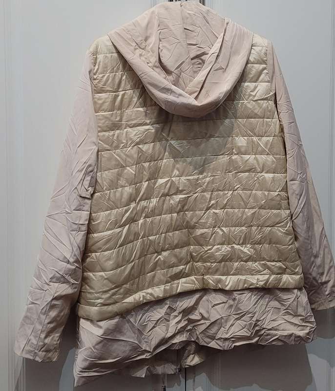 Ladies jacket (Size XL)