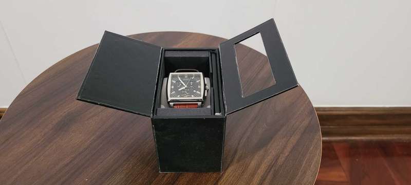 Guess men's watch for sale