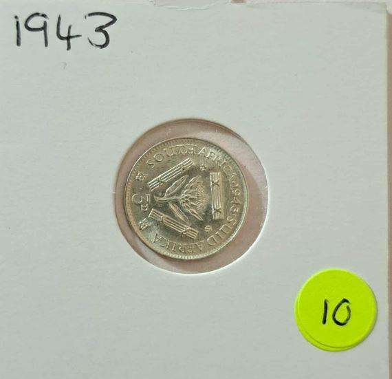 *** 1943 - SA UNION 3 PENCE IN MYLAR #10 ***