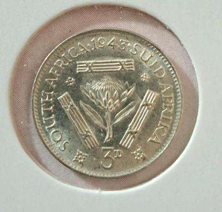 *** 1943 - SA UNION 3 PENCE IN MYLAR #10 ***