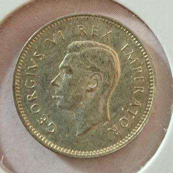 *** 1947 - SA UNION 3 PENCE IN MYLAR #14 ***