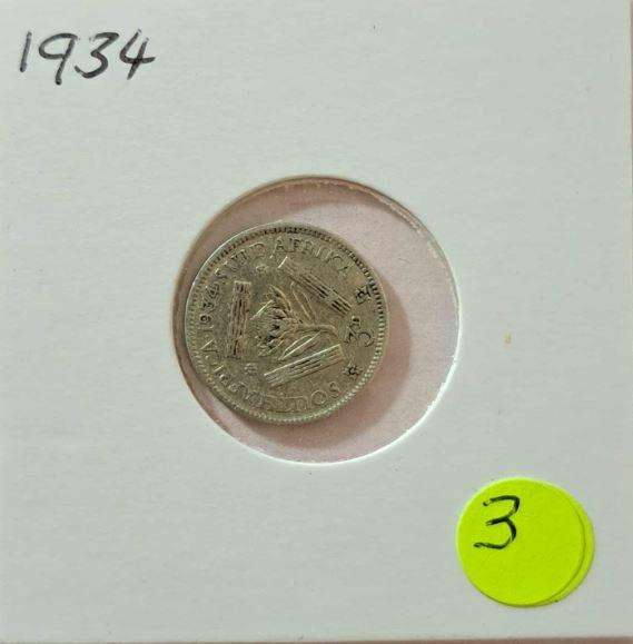*** 1934 - SA UNION 3 PENCE IN MYLAR #3 ***