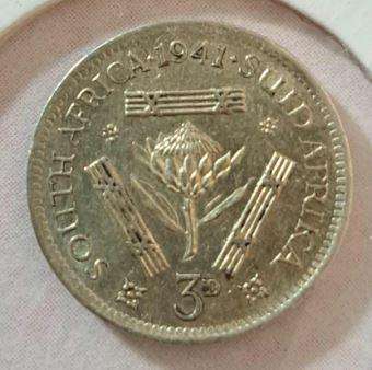 *** 1941 - SA UNION 3 PENCE IN MYLAR #8 ***