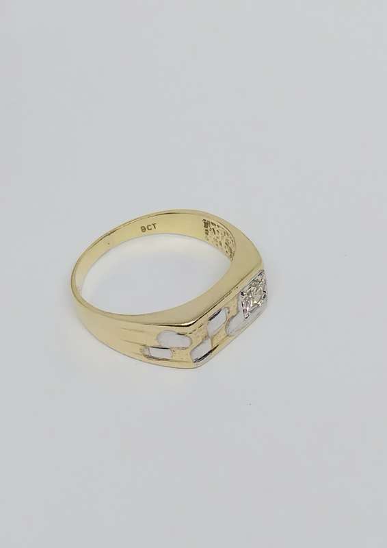 GENTS GENUINE DIAMOND GOLD RING