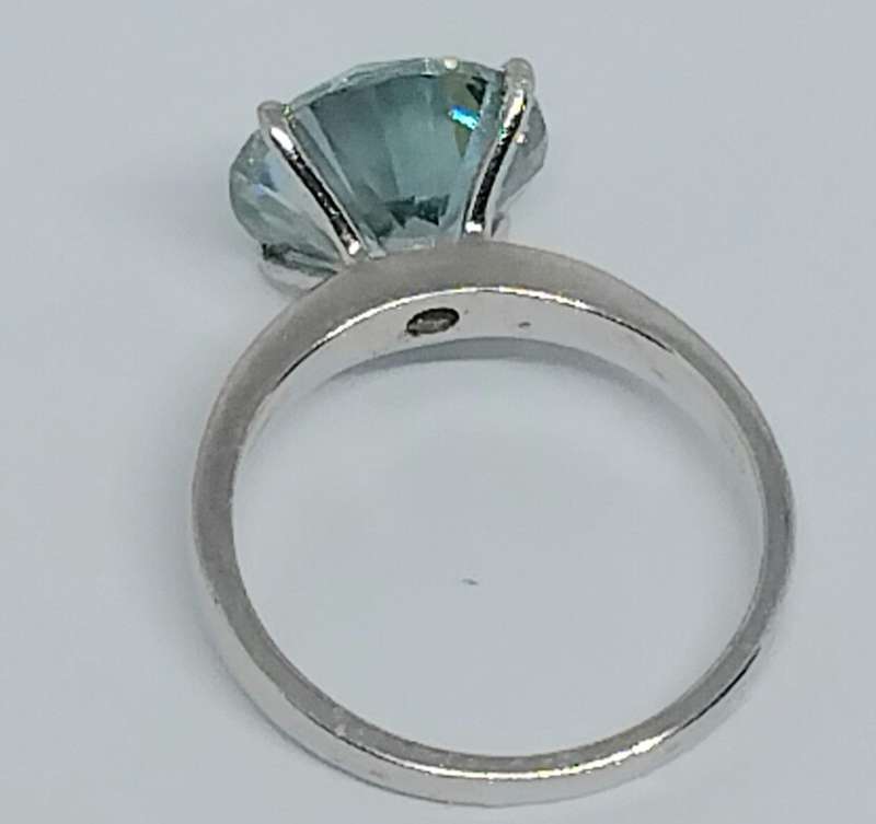 5.55ct Fancy Blue Moissanite Gemstone