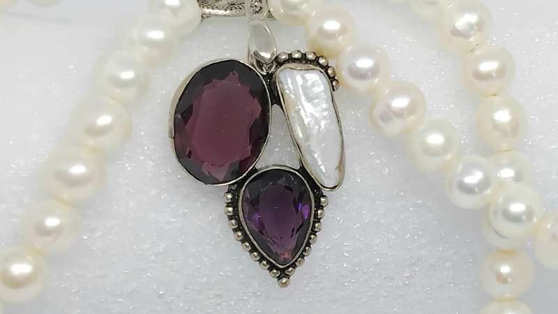 Genuine Pearl Necklace with Pendant - Stunning Large Pearls