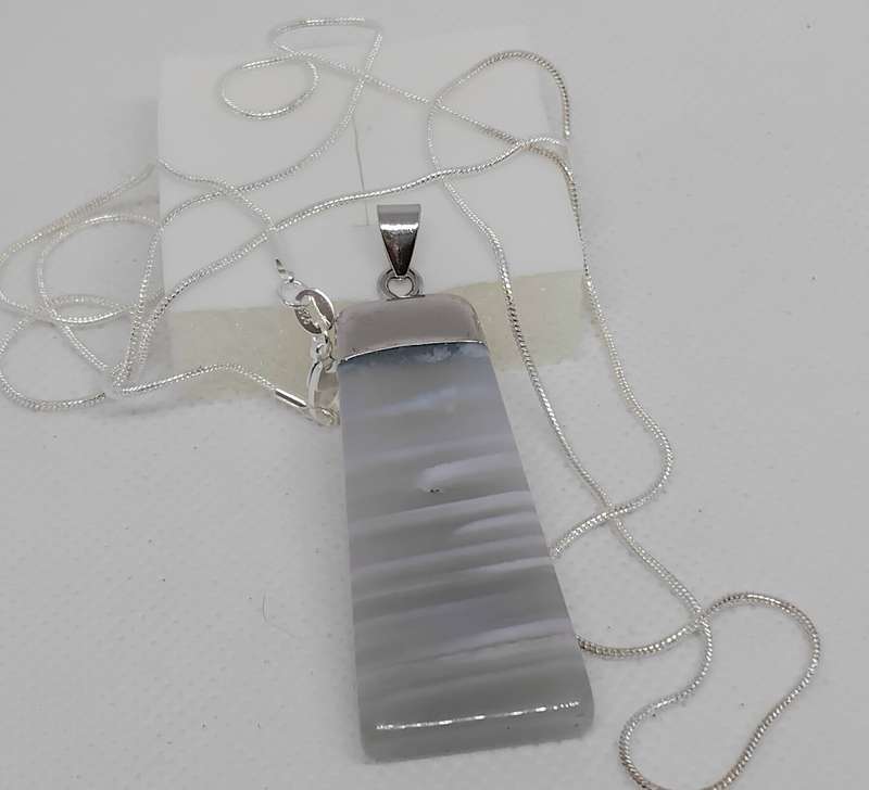Beautiful Grey Agate Stone Pendant - FREE CHAIN!