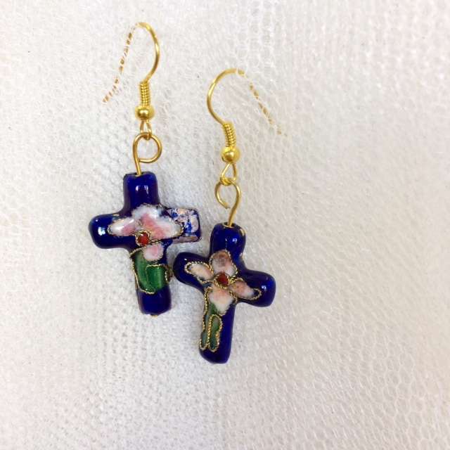 SALE! CUTE EARRINGS - CHOOSE LADYBUG, CROSS OR KITTEN