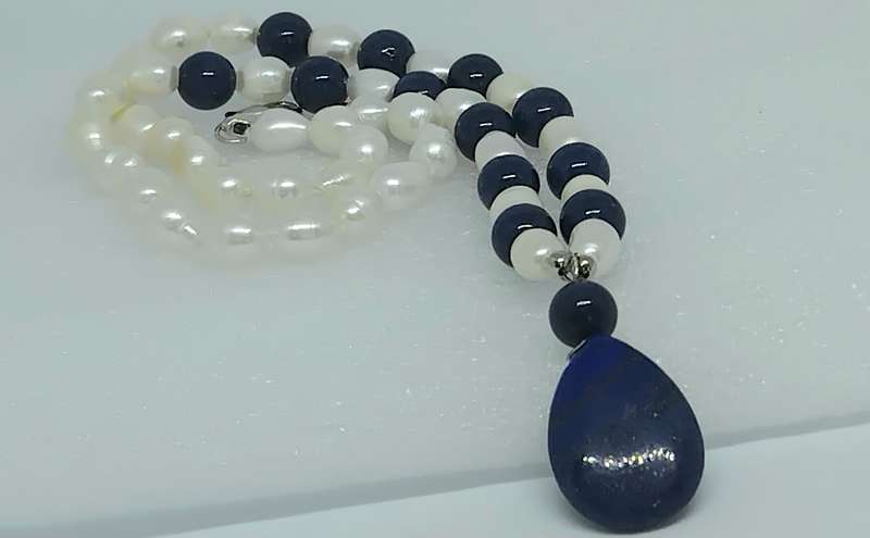 STOCK CLEARANCE! Pearl and Lapis Lazuli Teardrop Necklace - Love this design!