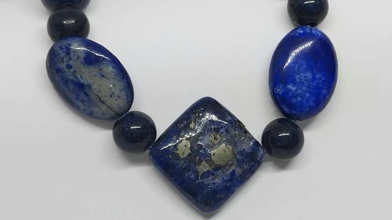 Natural Lapis Lazuli Semi Precious Stone Necklace - Beautiful!