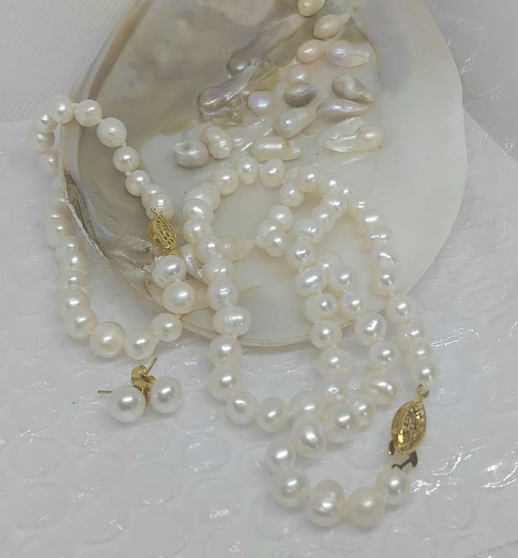 Genuine Round Pearl Set - Necklace, Bracelet and Earrings
