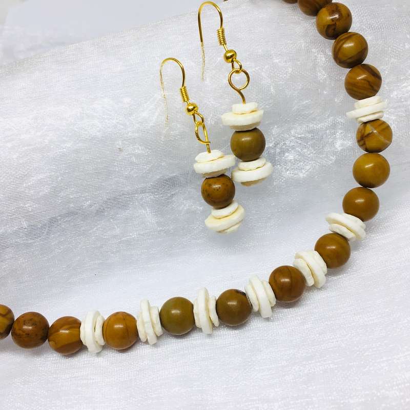 Unique Jasper and Ostrich Eggshell Necklace & Earrings