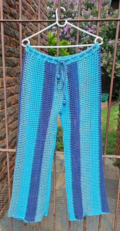 Handmade crochet two piece, size 38, new