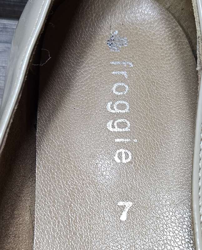 Froggie work heels, size 7, very lightly worn