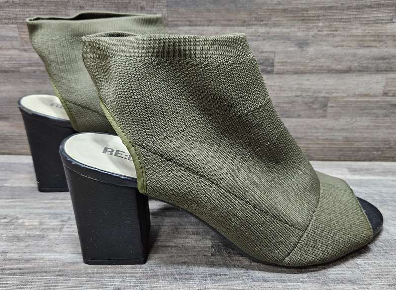 Woolworths olive green heels, size 8, never worn