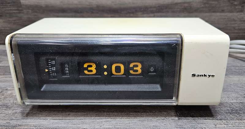 1970s Vintage Sankyo Flip Clock