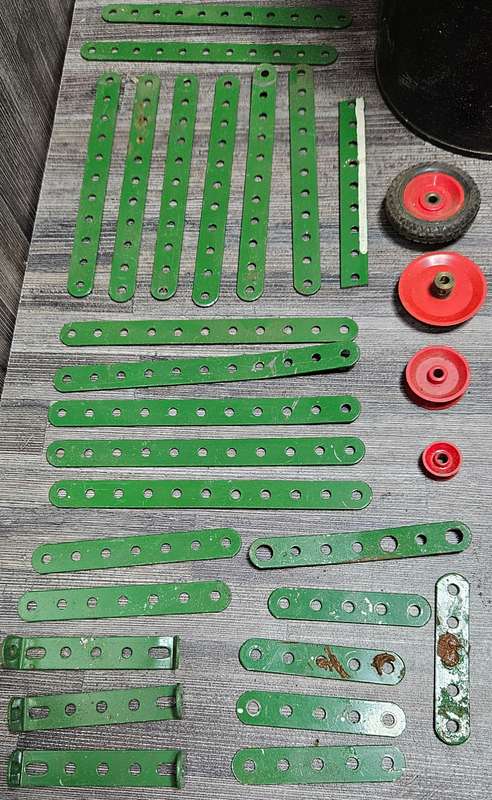 Vintage Meccano Pieces