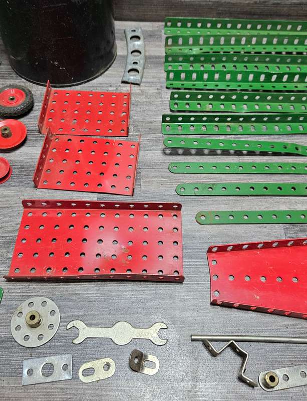 Vintage Meccano Pieces