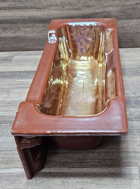 Enameled cast iron item - not sure what it is