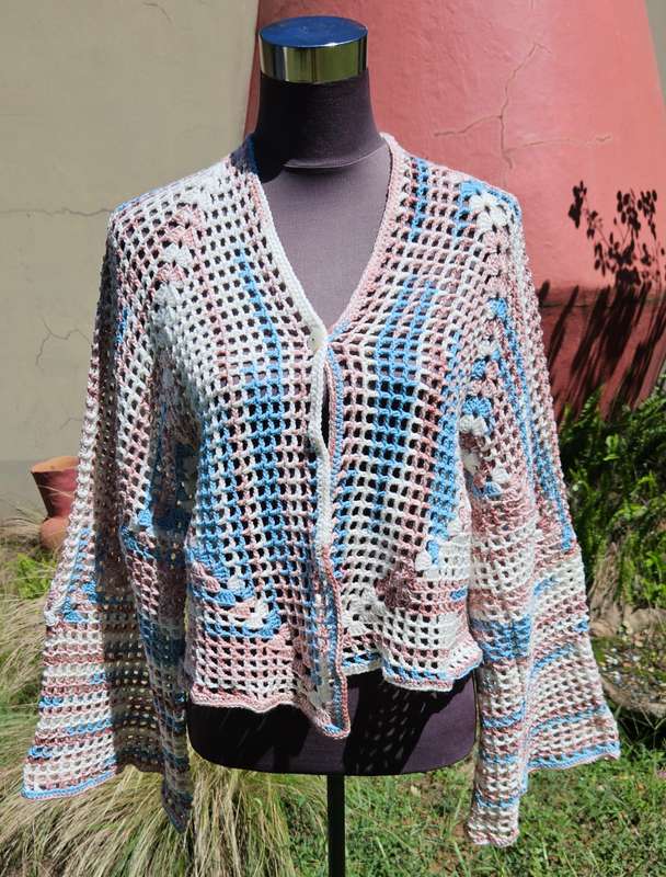 Handmade crochet lightweight cardigan, size 36-40, new