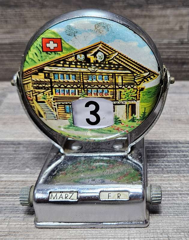 Swiss Schweiz manual desktop calendar