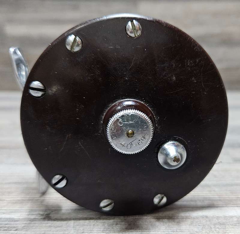 Penn Monofil No. 27 fishing reel - good condition