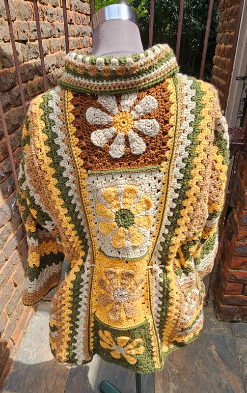 Handmade crochet winter coat, size 42-46