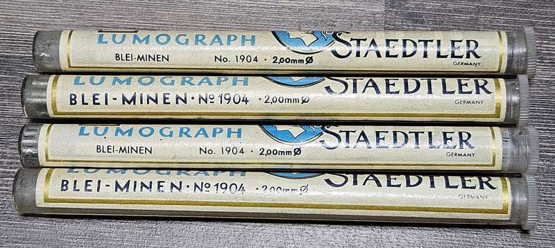 Vintage artists/technical drawing lead plus extras lot