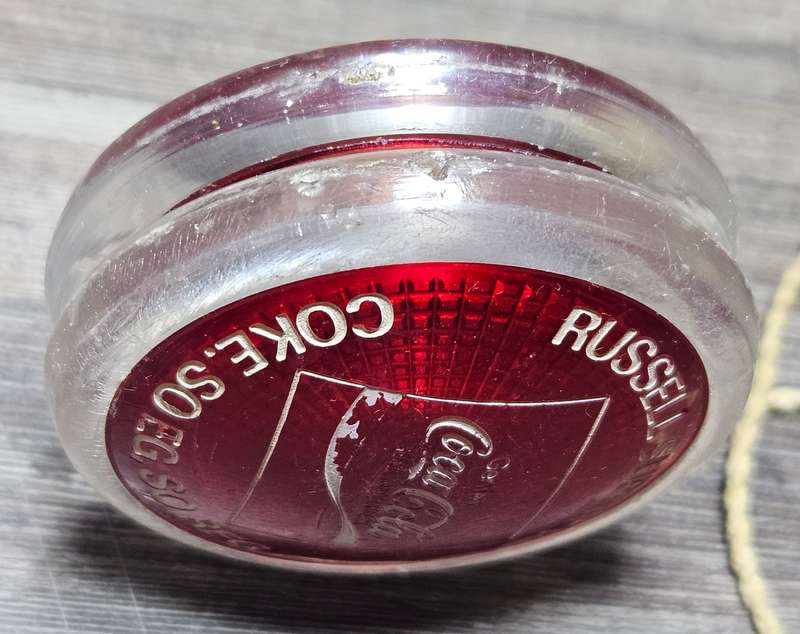 Vintage bilingual Russell Yoyo