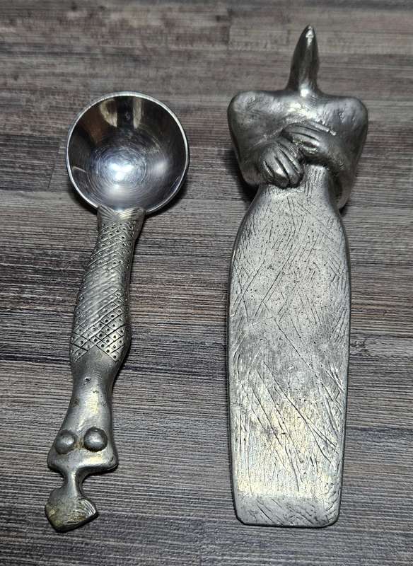 Carol Boyes doorstop & spoon
