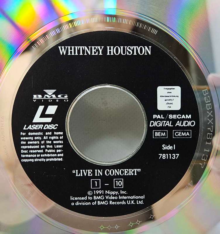 Whitney Houston - Live in Concert - Laser Disc