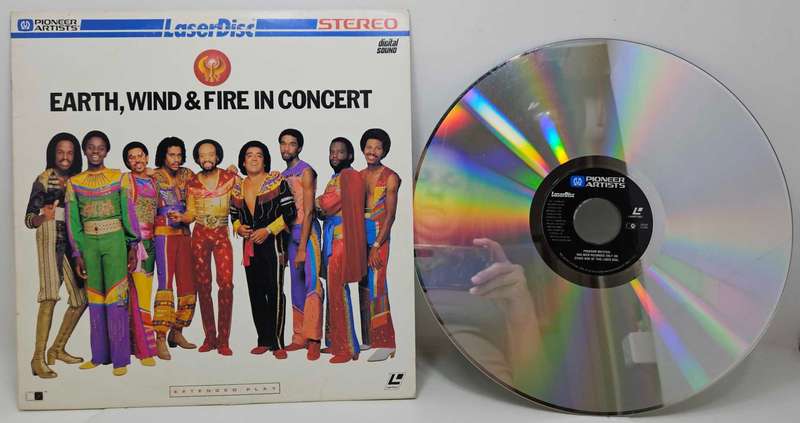 Earth Wind & Fire in Concert - Laser Disc