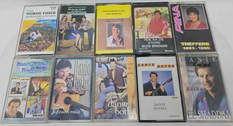 ~~~R1 START~~~Cassettes: Afrikaans Music Lot with Cassette Case