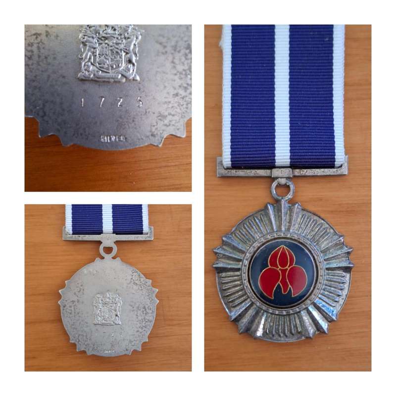 Pro Merito Medal - Full size