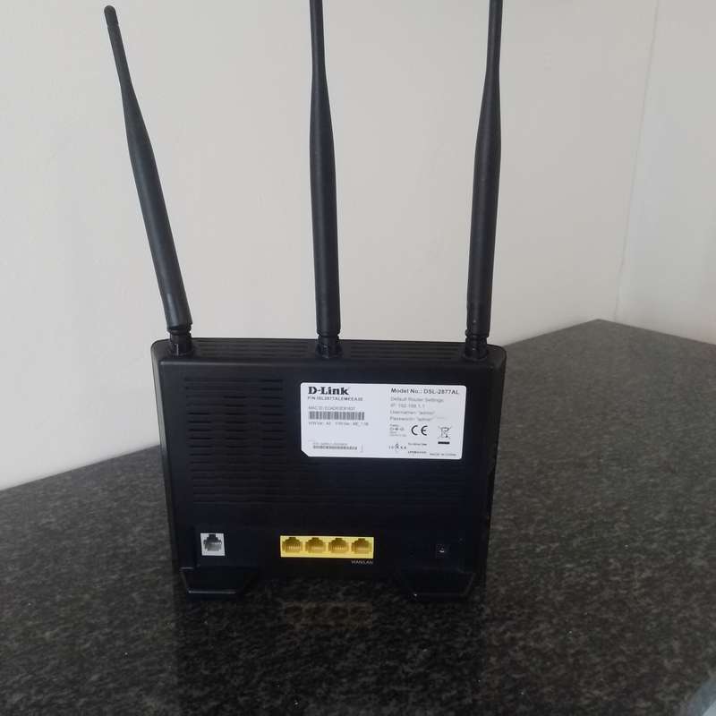 DLINK DSL-2877AL Dual-Band 2.4GHz/5GHz 4-Port Wireless Router with USB