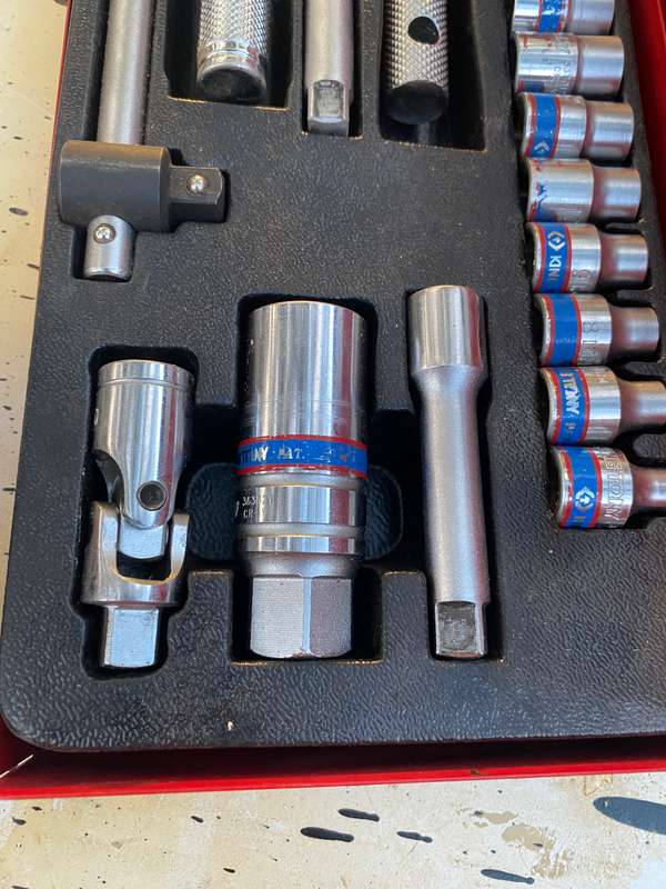 King tony 3/8 socket set