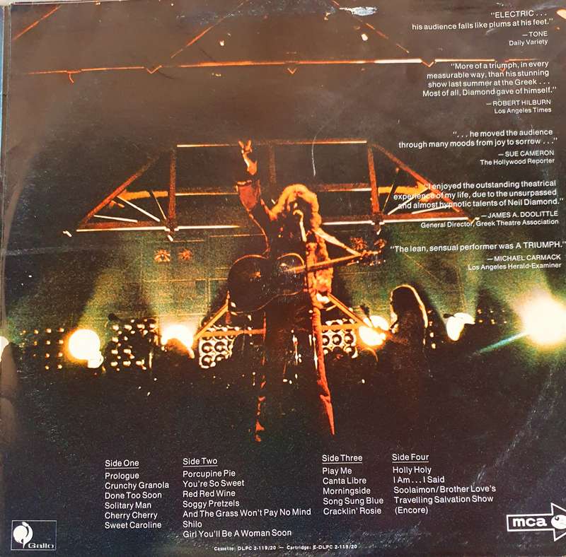 NEIL DIAMOND . HOT AUGUST NIGHT. DOUBLE  LP.