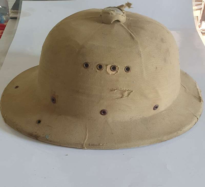 WW11  Hawley Canadian  pith helmet. (120 + ITEMS ON THIS AUC)