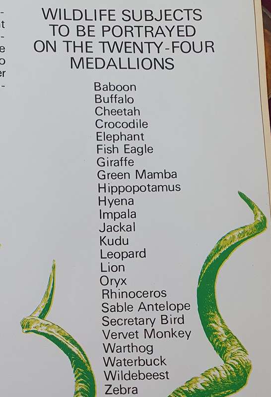 .925 SILVER GOLD PLATED 50th Anniversary 24 piece medallion set. Wildlife Society of SA. 891,60 gr.