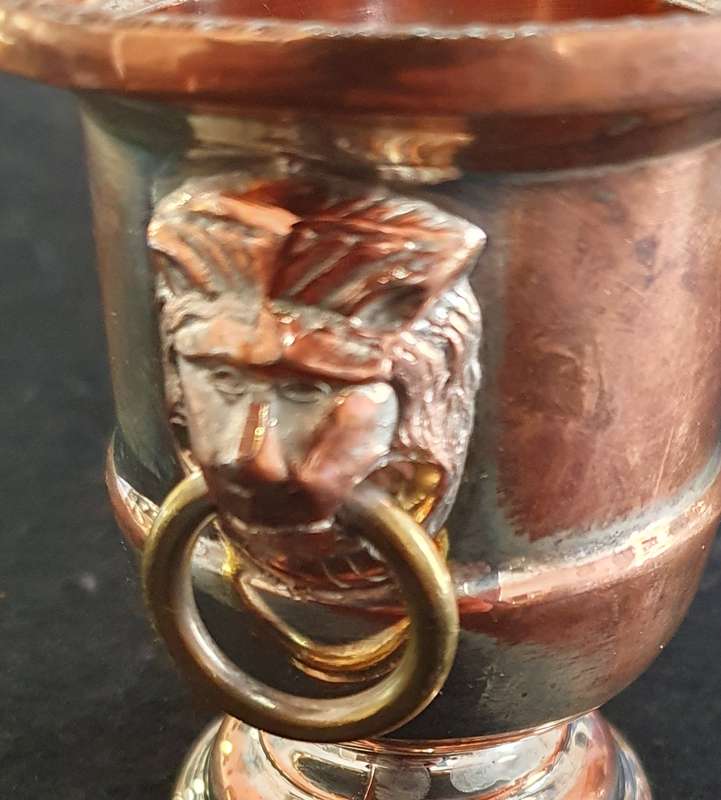 ANTIQUE OLD ENGLISH TOOTH PICK HOLDER. LION MOTIF. SOLID HEAVY.