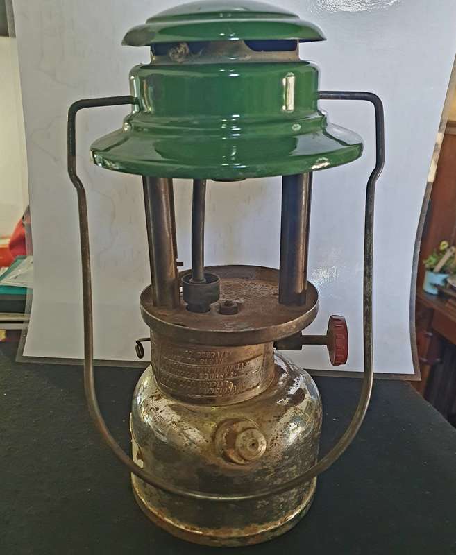 COLEMAN MODEL 339  LAMP